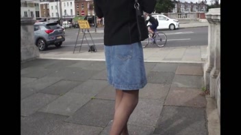 Sneaky Upskirt Peek at Juicy Lips