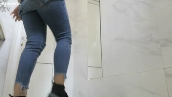 Secret Toilet Cam: Shocking Piss & Anus Footage