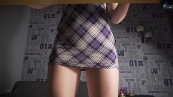 Milf Secretary's Upskirt Tease Under Desk!