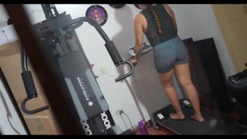 Shocking! Young Neighbor’s Wild Workout Caught on Camera!
